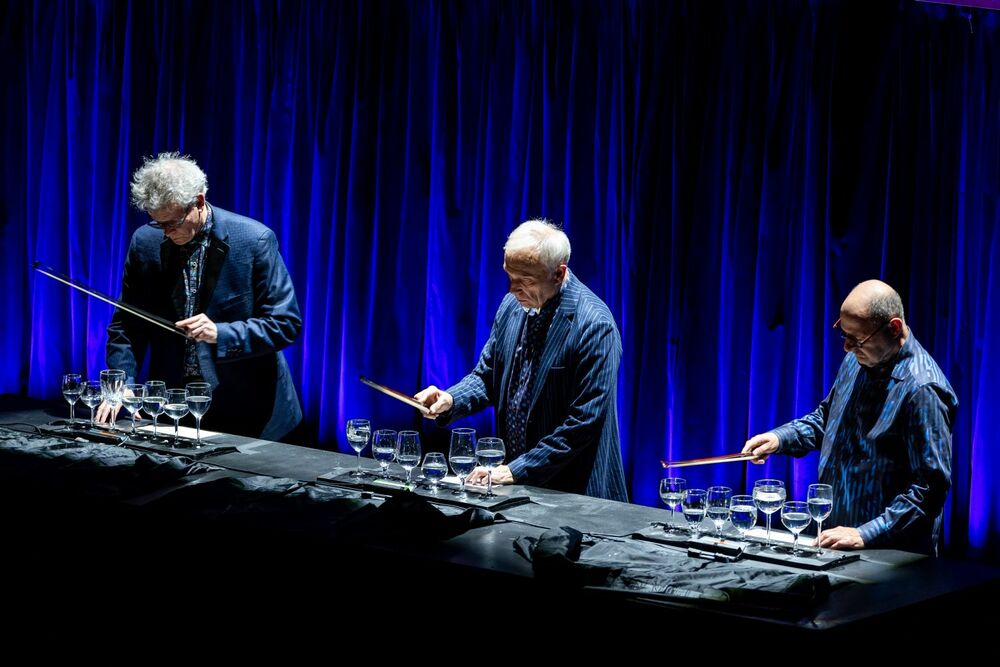 Kronos Quartet feat. Mahsa Vahdat at Müpa Budapest Hirling Bálint / Müpa