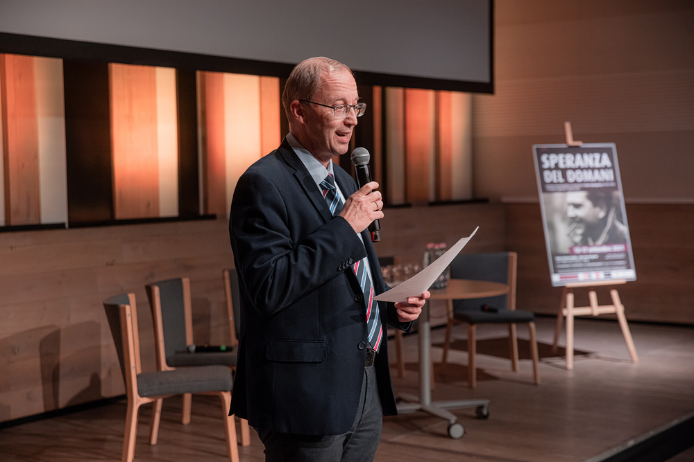 The Hope of Tomorrow – A tribute to poet and film director Imre Gyöngyössy at BMC Nagy Attila / Müpa