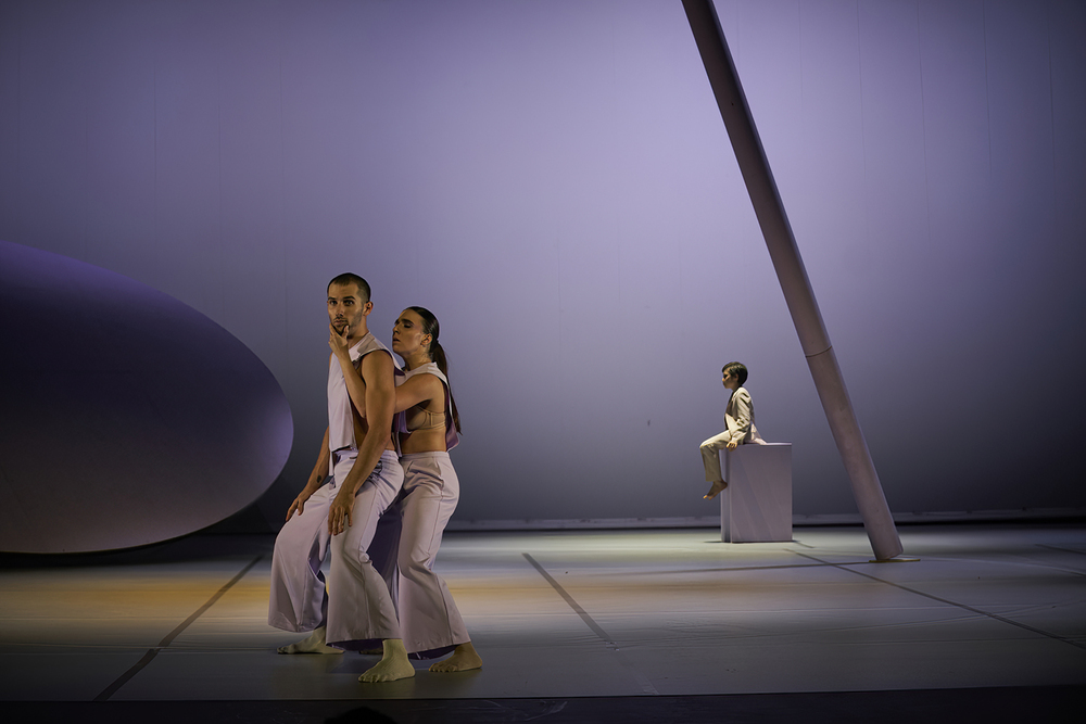 Badora Dance Company: Falling Out of Time – premiere at Müpa Budapest Valuska Gábor / Müpa