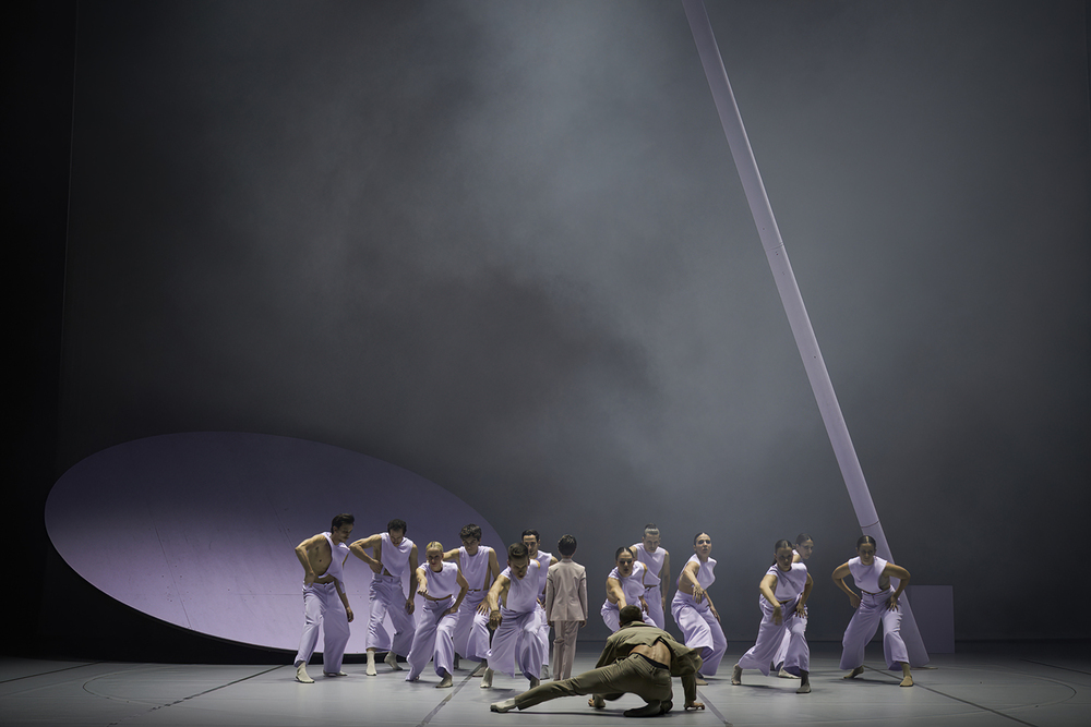 Badora Dance Company: Falling Out of Time – premiere at Müpa Budapest Valuska Gábor / Müpa