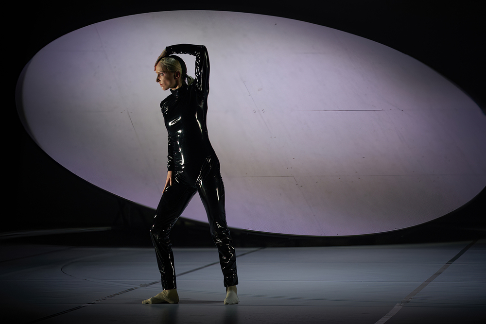 Badora Dance Company: Falling Out of Time – premiere at Müpa Budapest Valuska Gábor / Müpa