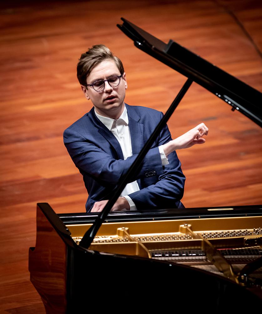 Víkingur Ólafsson and the Orchestre symphonique de Montréal at Müpa Budapest Kállai-Tóth Anett / Müpa