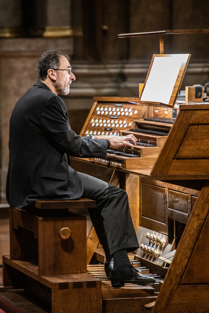 Mónika Kecskés and László Deák’s Organ Recital at Inner City Franciscan Church Pályi Zsófia / Müpa